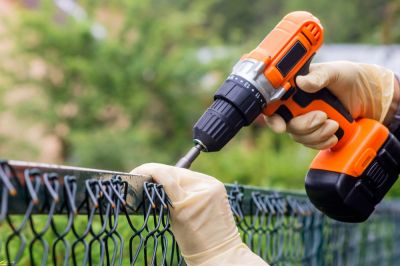 Chain Link Fence Repair